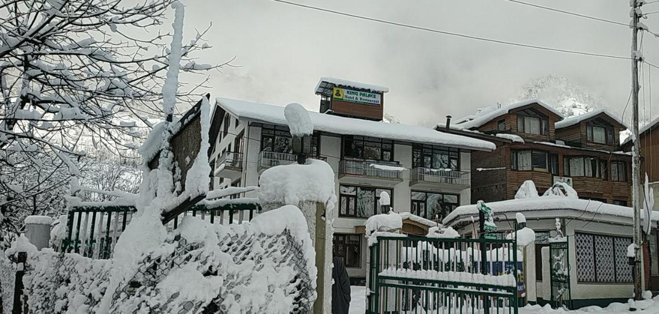 Hotel King Palace Pahalgām Kültér fotó